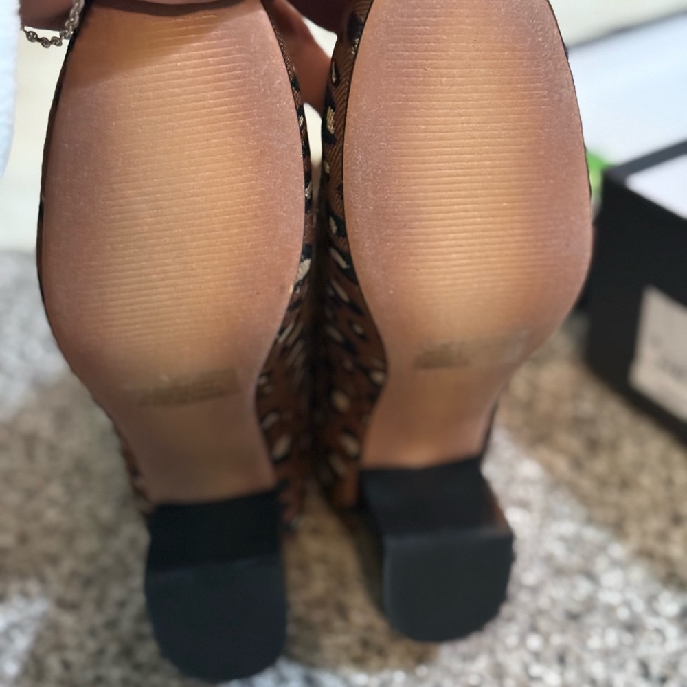 Silent D Women's Brown Heeled Boots - Picture 3 of 12
